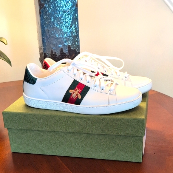 Gucci  Ace Bee Sneakers - Picture 1 of 12
